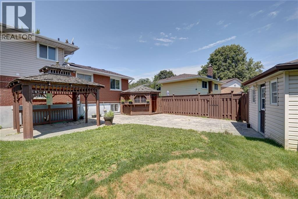 207 Christopher Drive, Cambridge, ON - Outdoor With Exterior