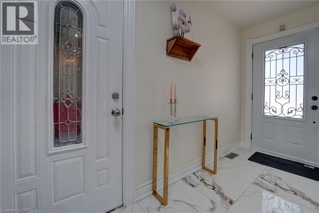 207 Christopher Drive, Cambridge, ON - Indoor Photo Showing Other Room