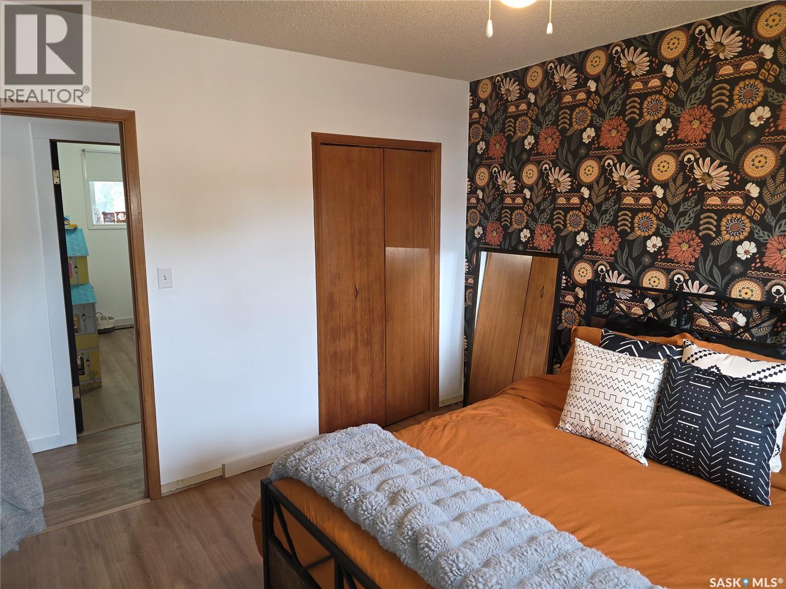 213 9Th Street E, Wynyard, SK - Indoor Photo Showing Bedroom