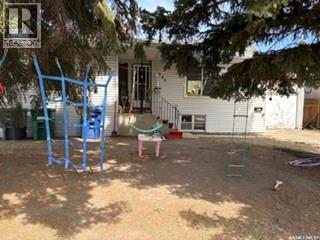 1323 Main Street, Saskatoon, SK - Outdoor
