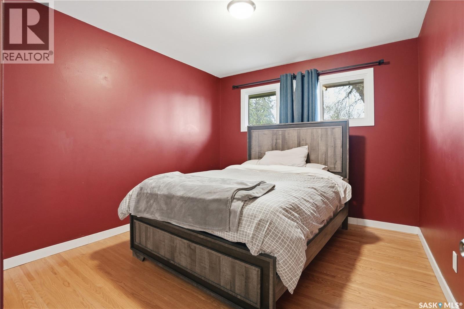 1113 Wilson Crescent, Saskatoon, SK - Indoor Photo Showing Bedroom