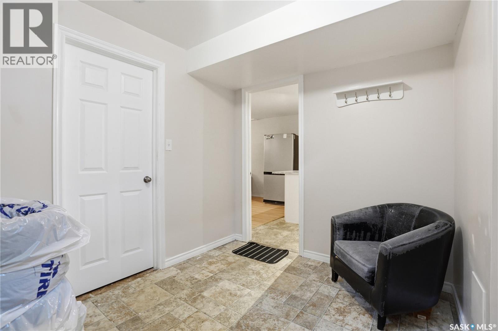 1113 Wilson Crescent, Saskatoon, SK - Indoor