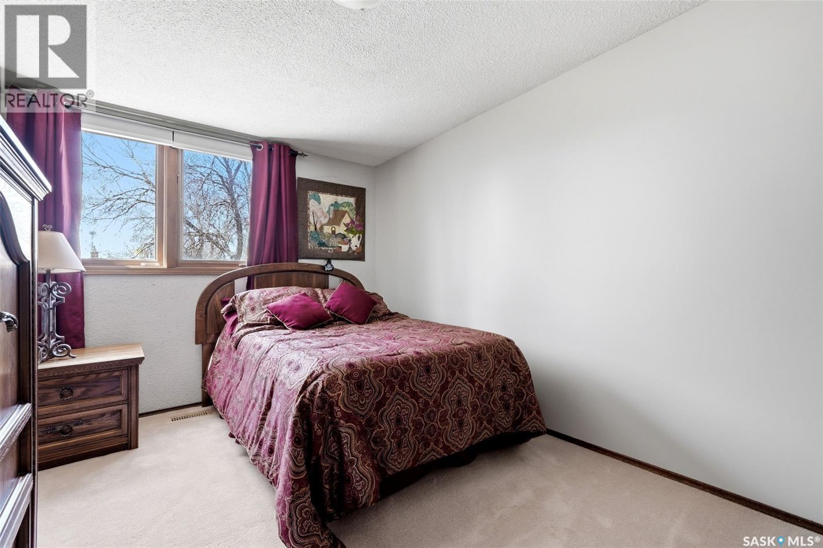 41 Spruceview Road, Regina, SK - Indoor Photo Showing Bedroom