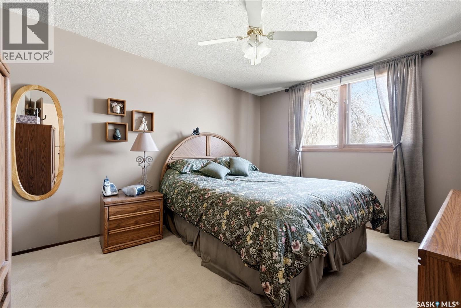 41 Spruceview Road, Regina, SK - Indoor Photo Showing Bedroom
