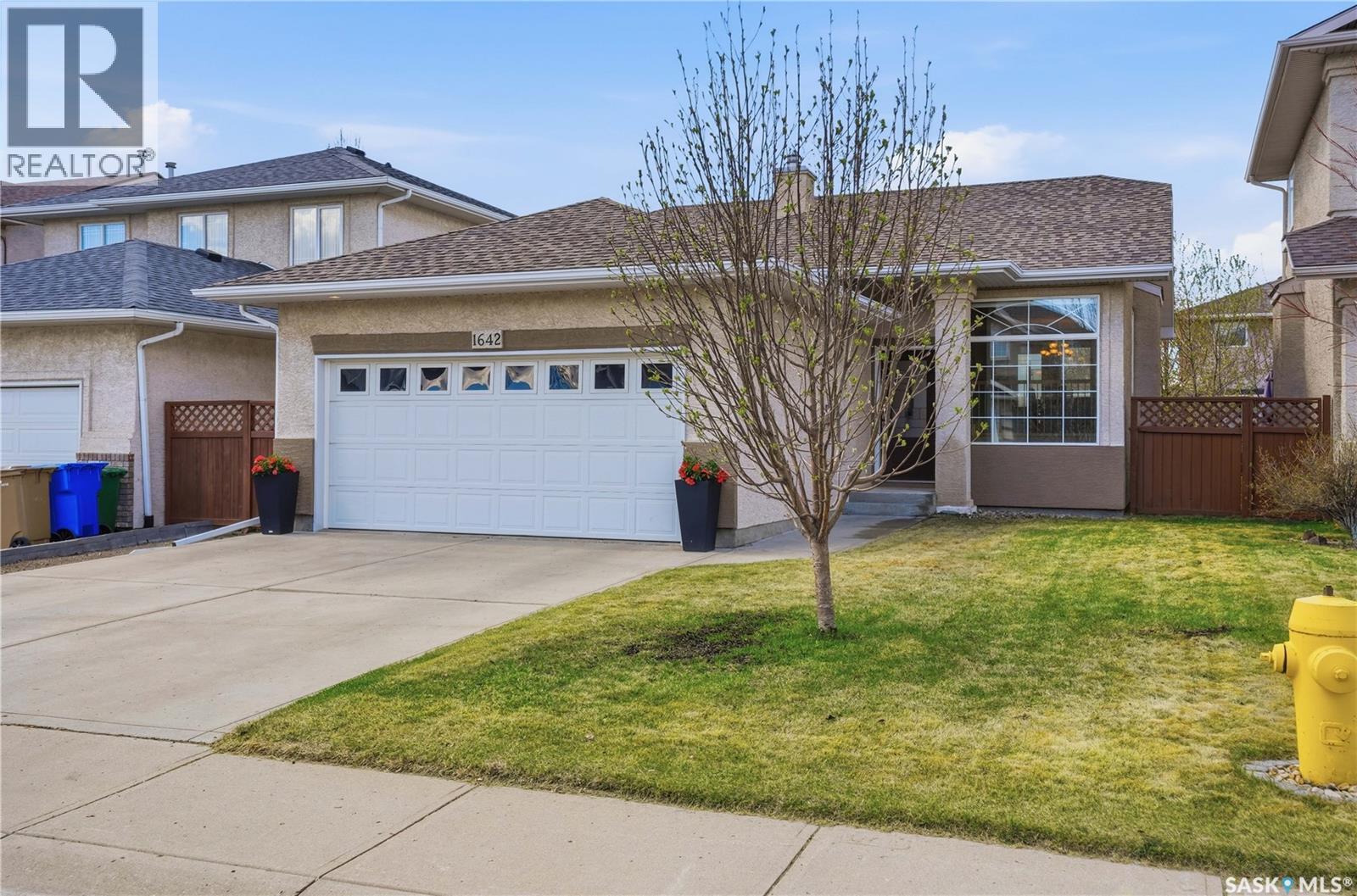 1642 Wingert Drive, Regina, SK - Outdoor