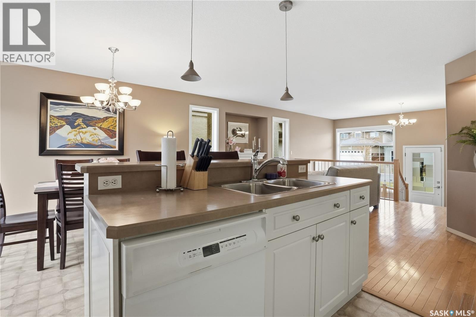 1642 Wingert Drive, Regina, SK - Indoor