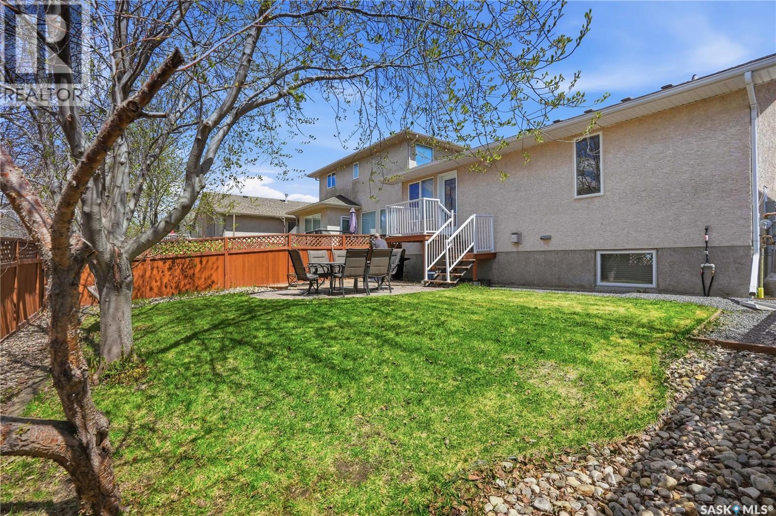 1642 Wingert Drive, Regina, SK - Outdoor