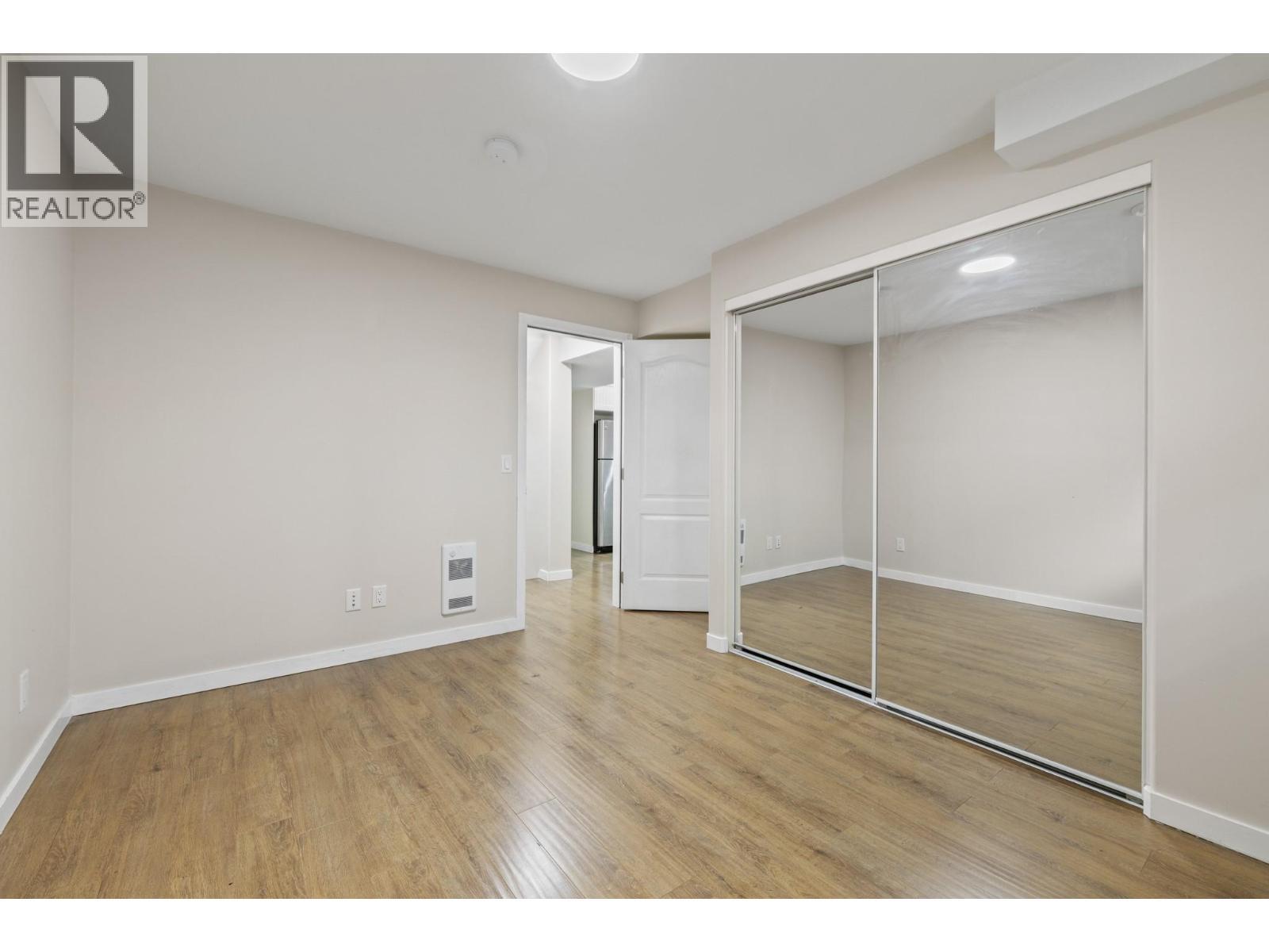 1638 Lindsay Drive, Kelowna, BC - Indoor Photo Showing Other Room