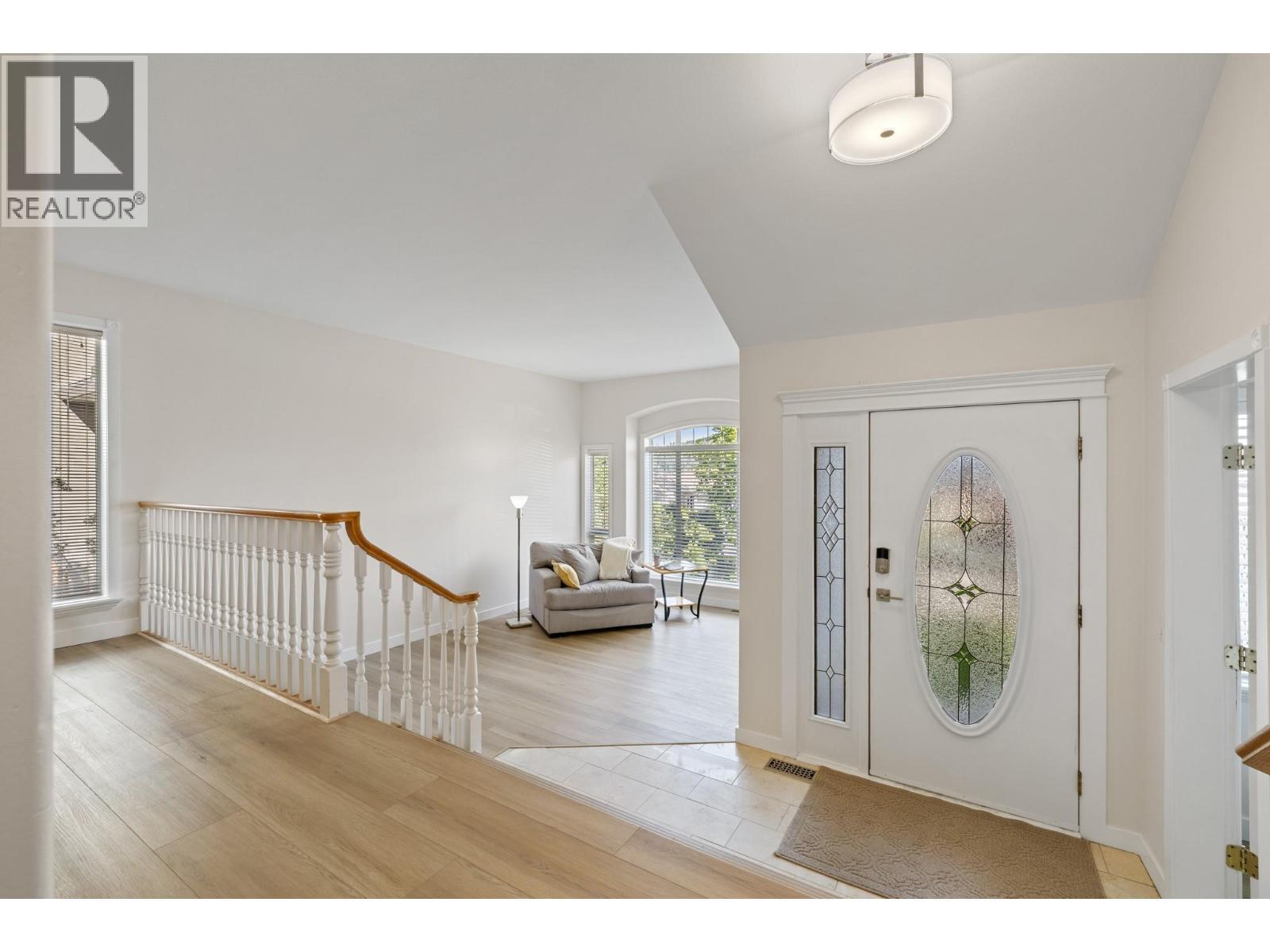 1638 Lindsay Drive, Kelowna, BC - Indoor Photo Showing Other Room