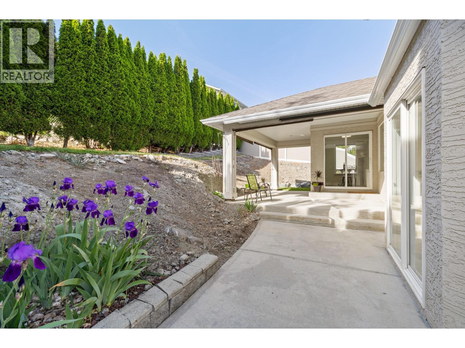 1638 Lindsay Drive, Kelowna, BC - Outdoor