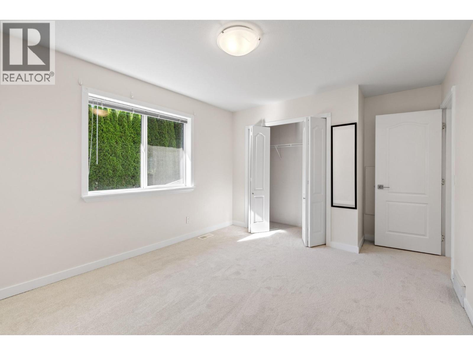1638 Lindsay Drive, Kelowna, BC - Indoor Photo Showing Other Room