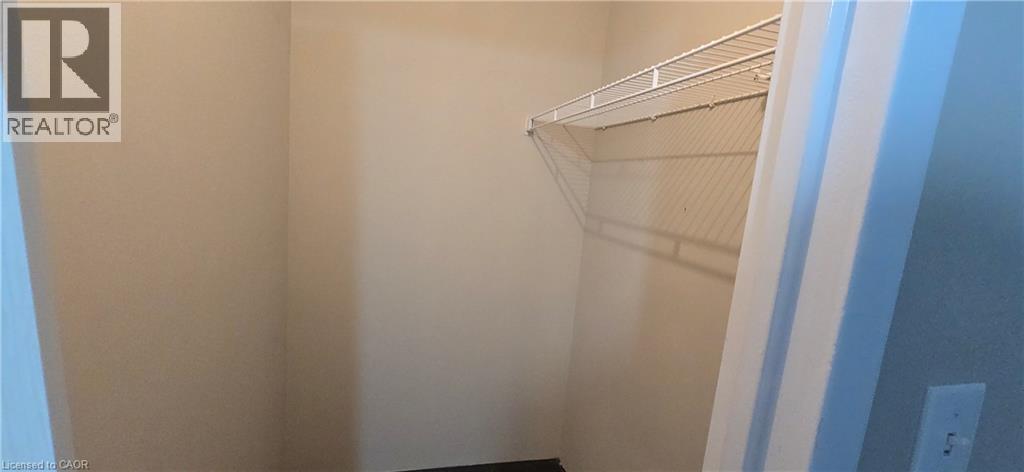 Image quality insufficient for description - 274 E Highland Road E Unit# 10, Kitchener, ON - Indoor With Storage