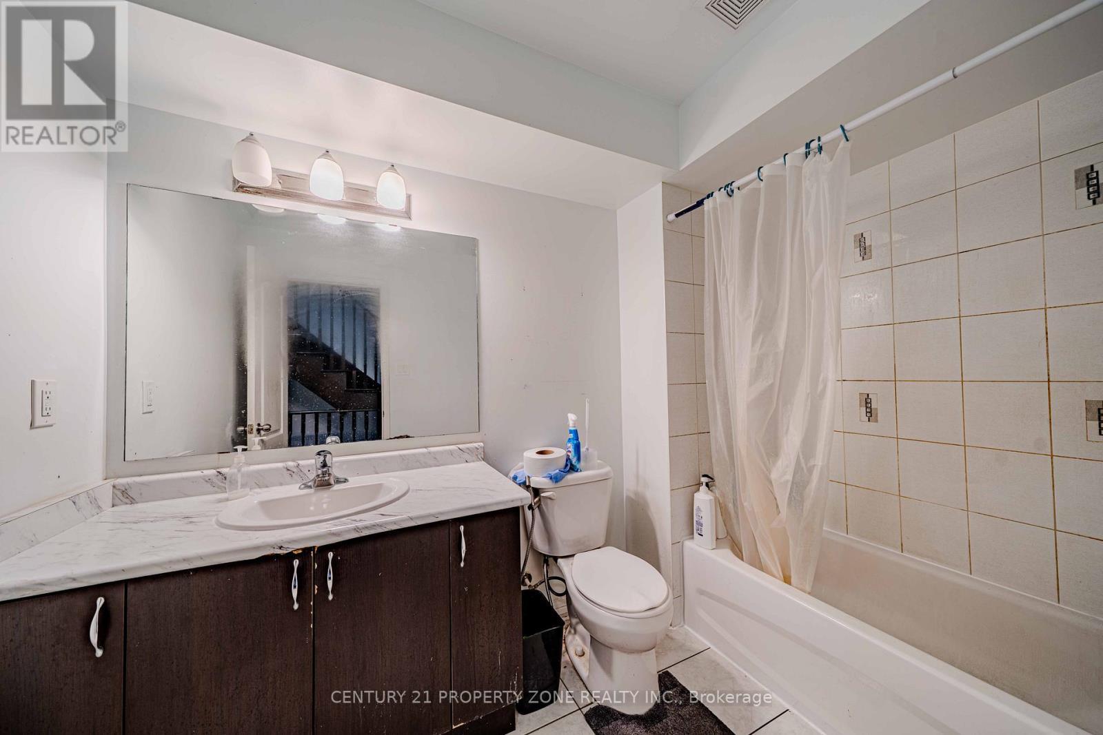 2514 Rosedrop Path, Oshawa, ON - Indoor Photo Showing Bathroom
