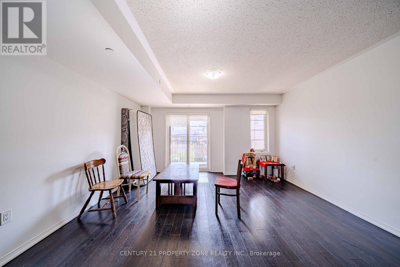 2514 Rosedrop Path, Oshawa, ON - Indoor