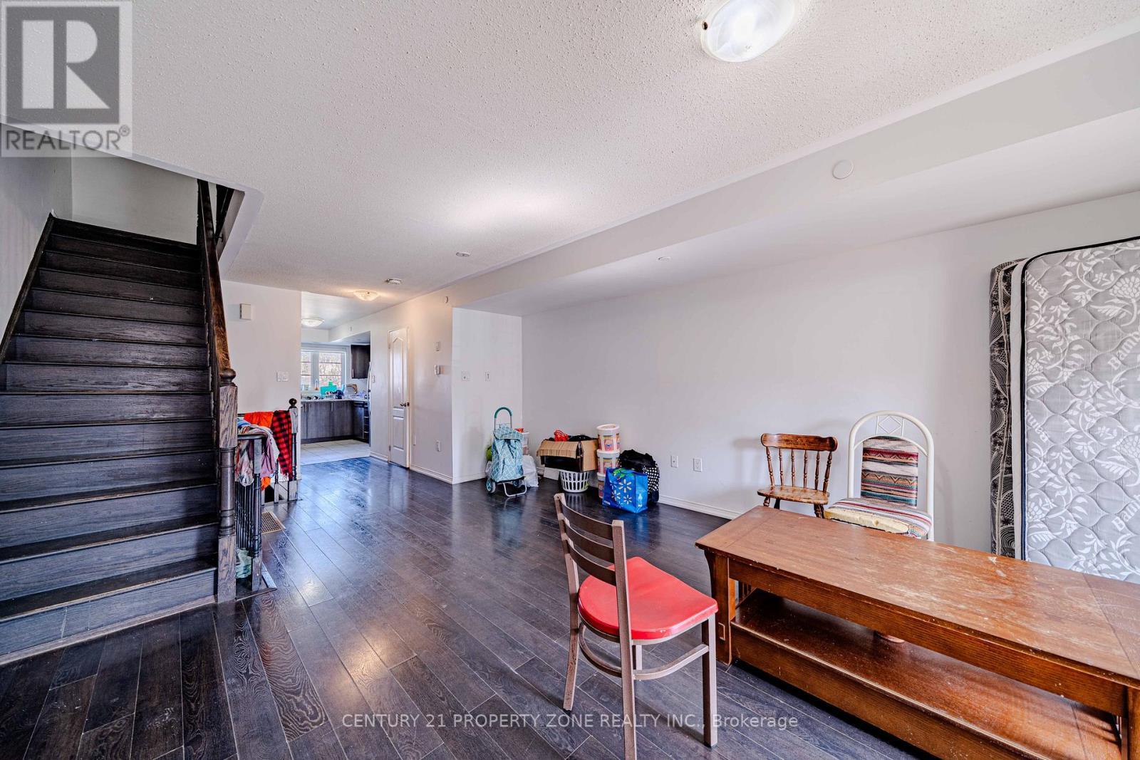 2514 Rosedrop Path, Oshawa, ON - Indoor Photo Showing Other Room