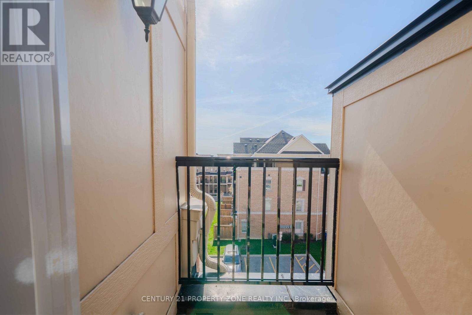 2514 Rosedrop Path, Oshawa, ON - Outdoor With Balcony With Exterior