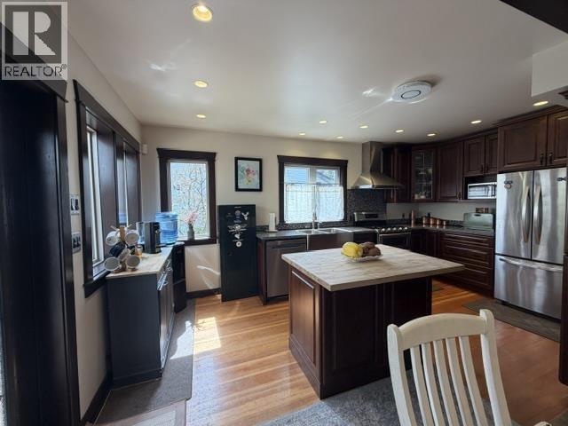 7264 Eugene Road, Prince George, BC - Indoor Photo Showing Kitchen