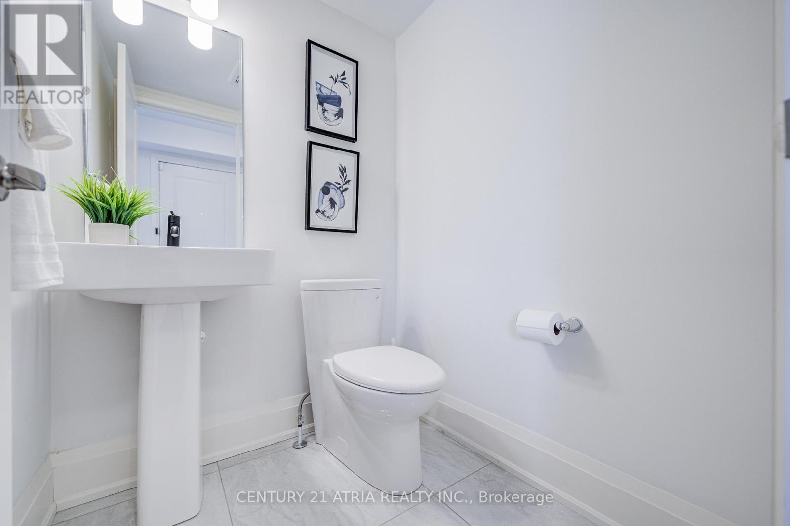 49 Cohen Way, Vaughan, ON - Indoor Photo Showing Bathroom