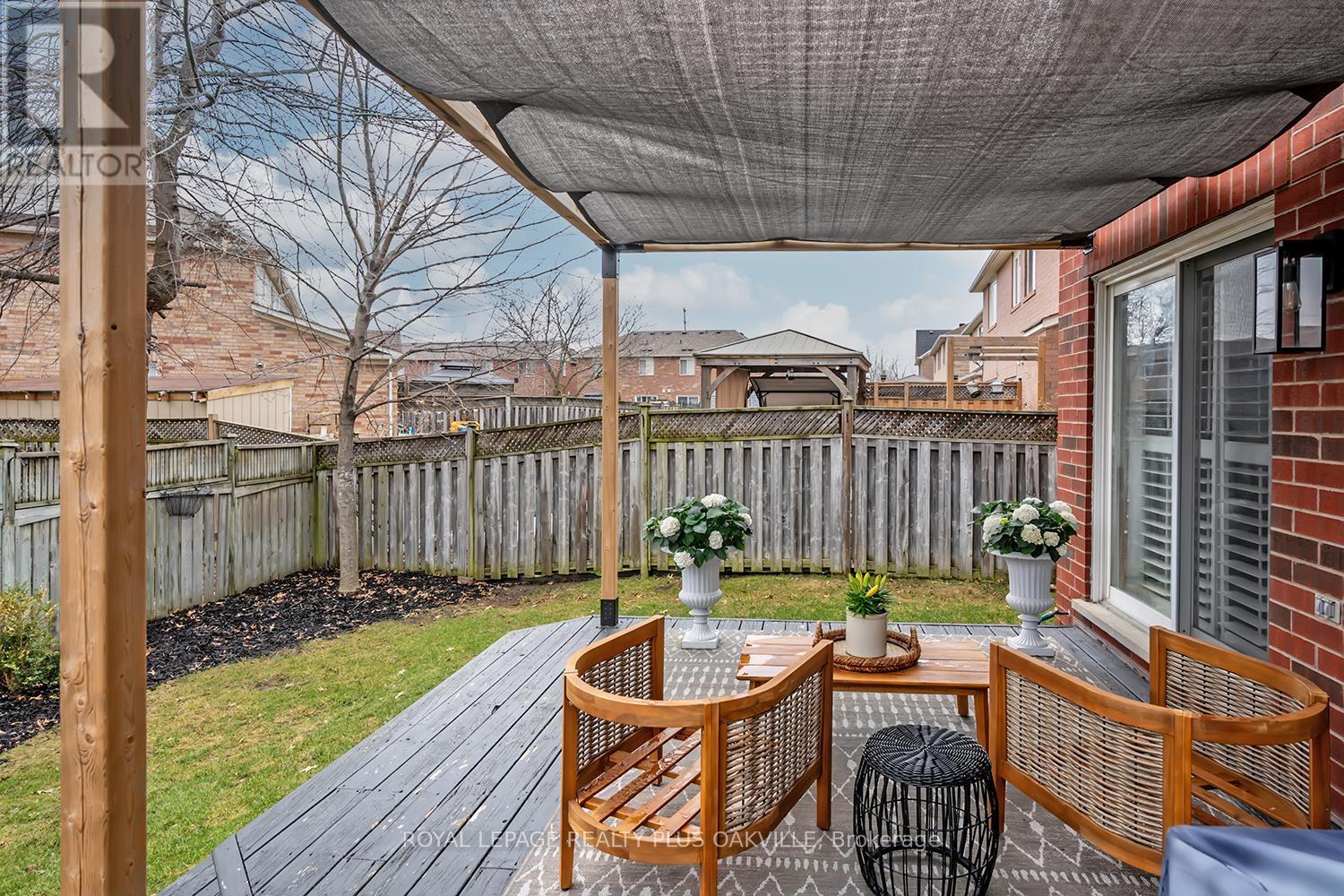 1159 Barclay Circle, Milton, ON - Outdoor With Deck Patio Veranda With Exterior