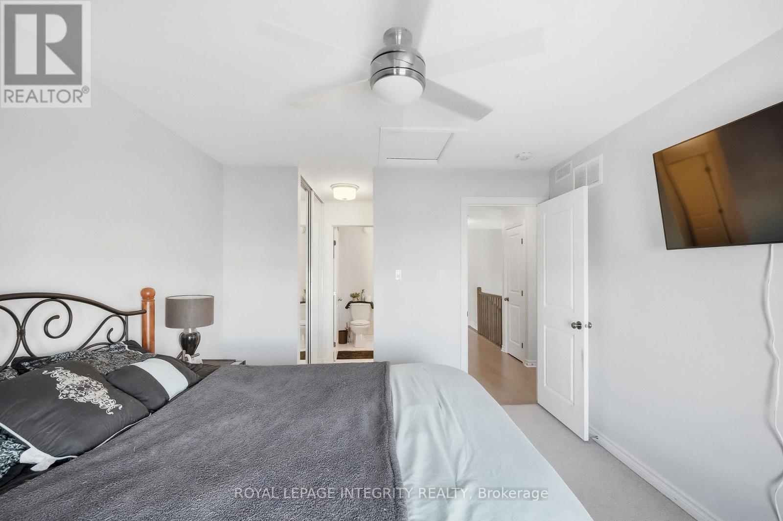 520 Stadacone Row, Ottawa, ON - Indoor Photo Showing Bedroom