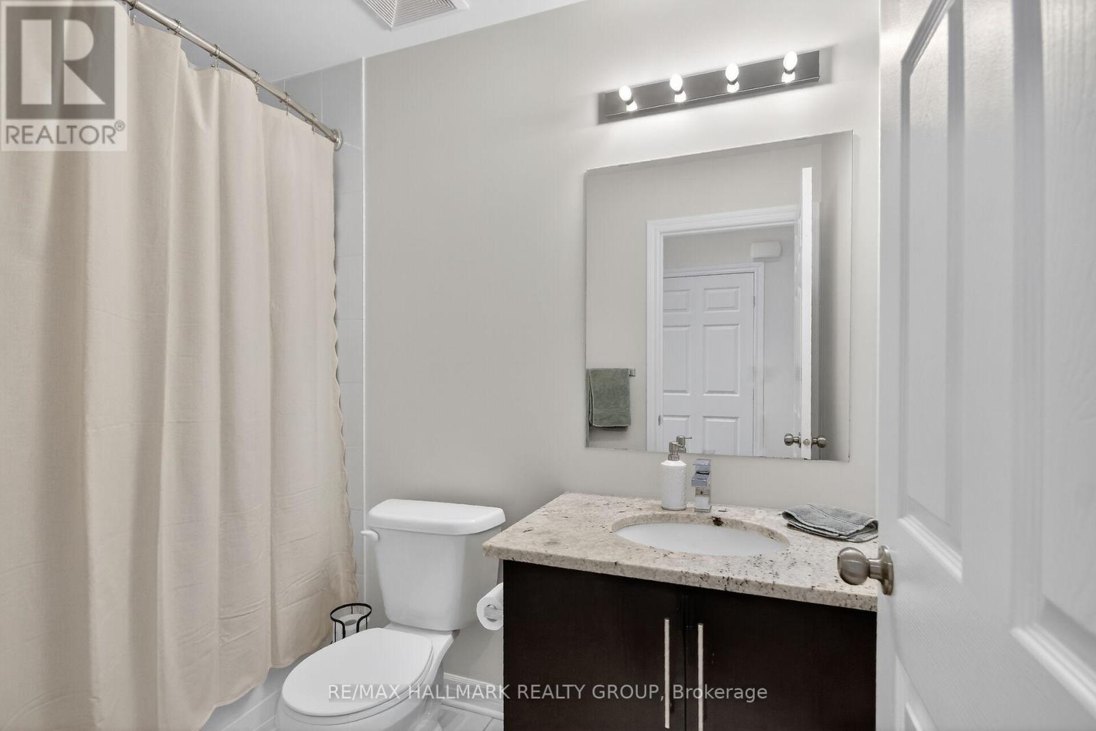 F - 849 Blackcomb Private, Ottawa, ON - Indoor Photo Showing Bathroom