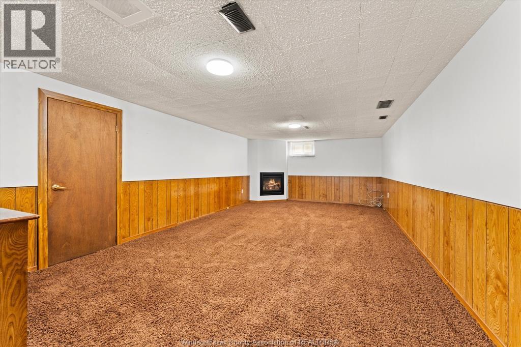 1796 Albert Road, Windsor, ON - Indoor Photo Showing Other Room