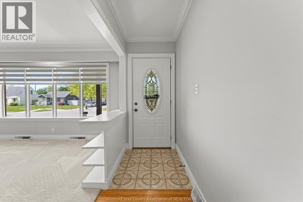 1796 Albert Road, Windsor, ON - Indoor Photo Showing Other Room