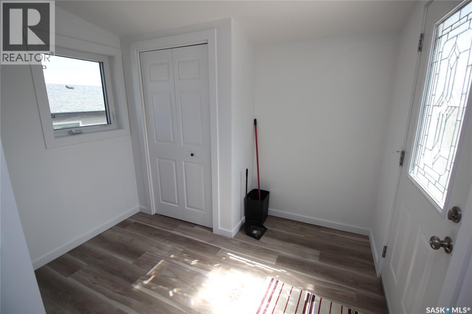 10 Louise Crescent, Katepwa Beach, SK - Indoor Photo Showing Other Room