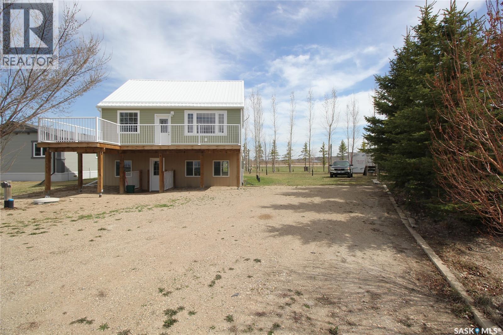 10 Louise Crescent, Katepwa Beach, SK - Outdoor With Deck Patio Veranda