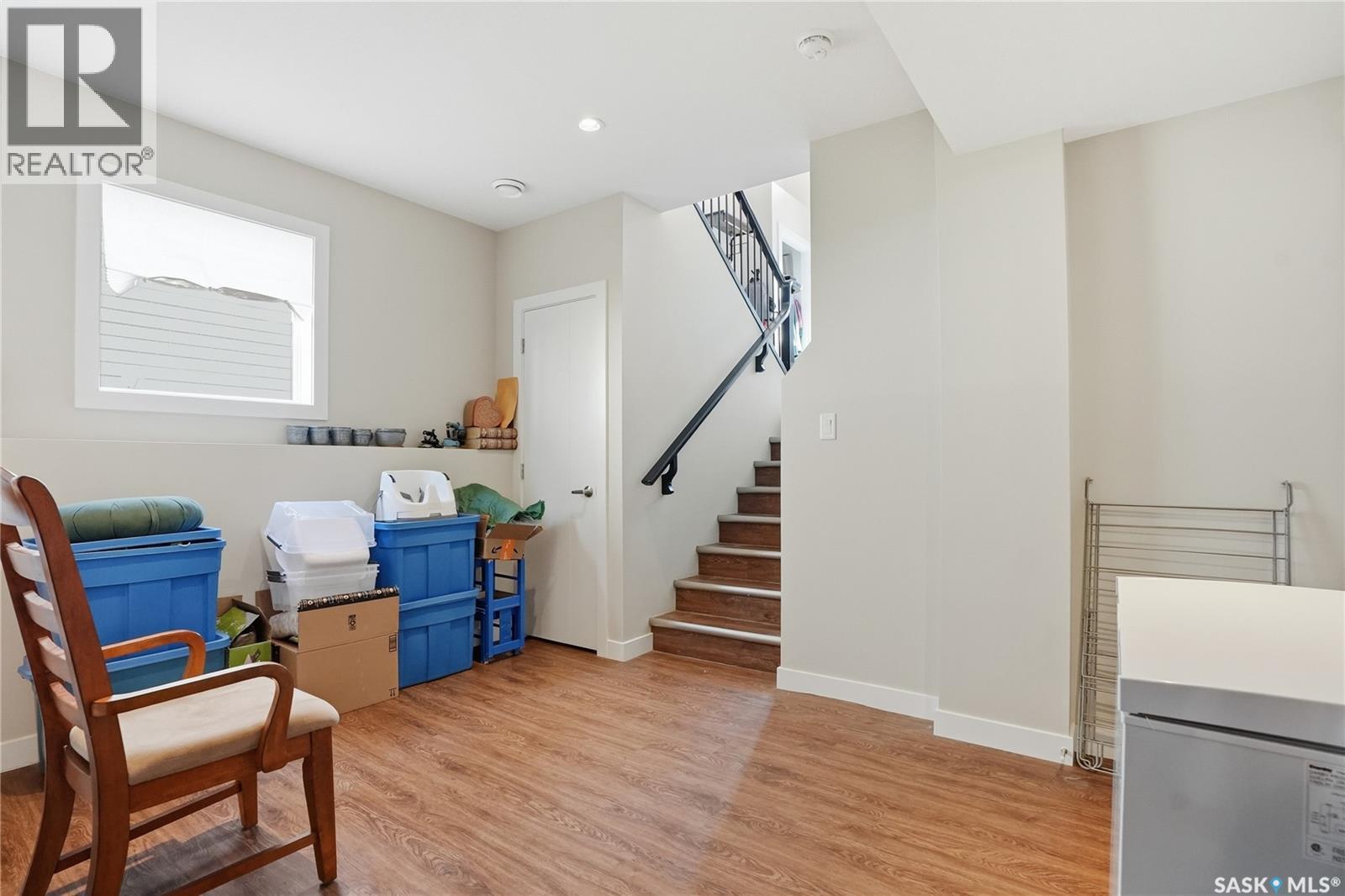 1407 Hughes Drive, Saskatoon, SK - Indoor Photo Showing Other Room