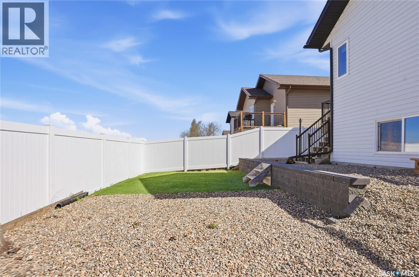 1407 Hughes Drive, Saskatoon, SK - Outdoor