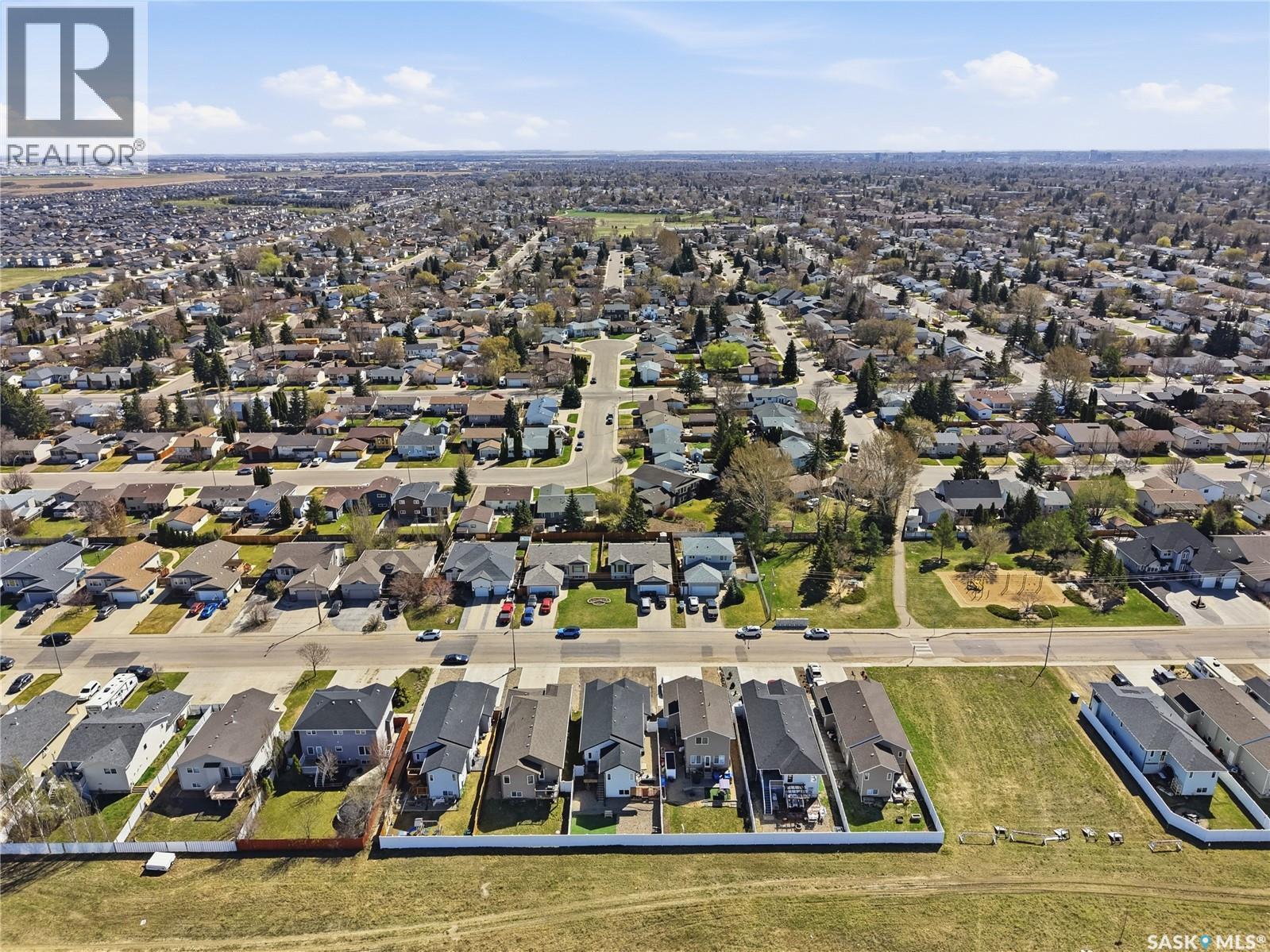 1407 Hughes Drive, Saskatoon, SK - Outdoor With View