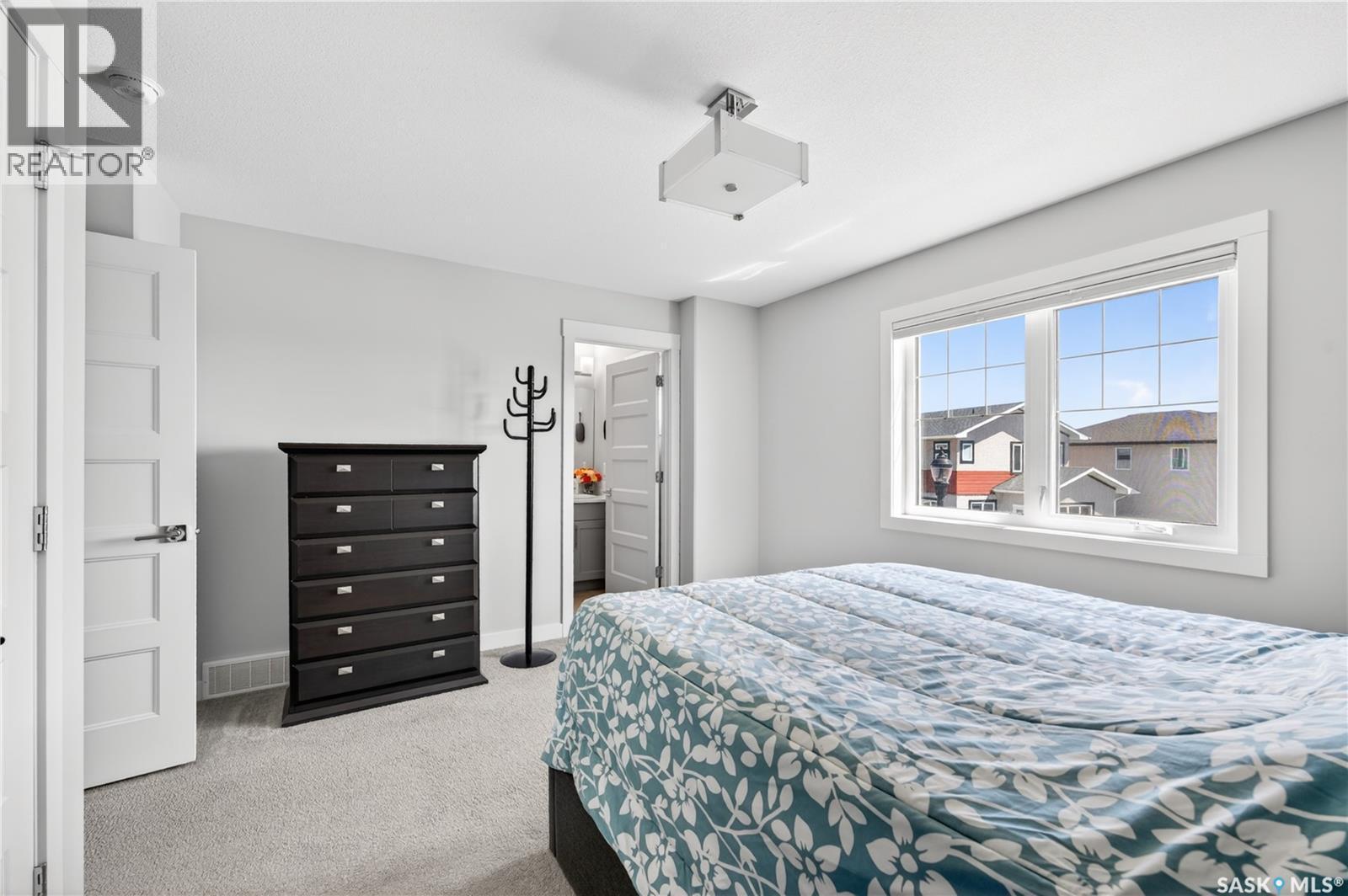 3136 Crosbie Crescent, Regina, SK - Indoor Photo Showing Bedroom
