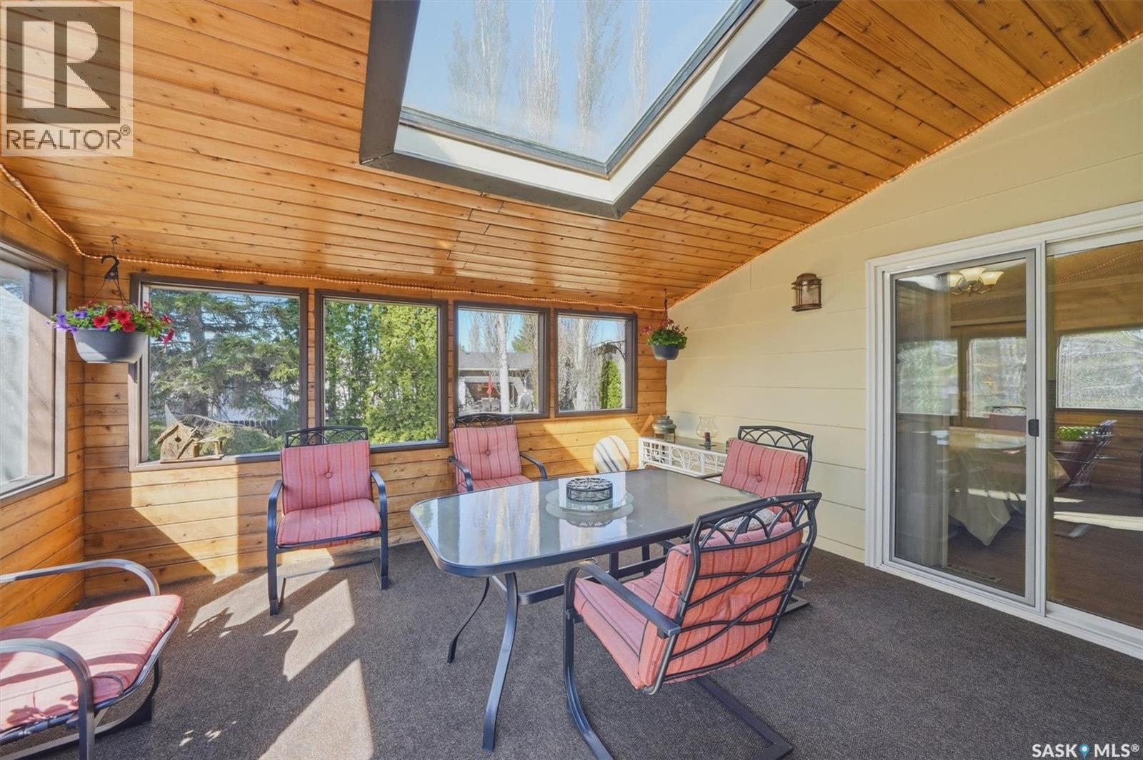 203 Gustin Crescent, Saskatoon, SK - Outdoor With Deck Patio Veranda With Exterior