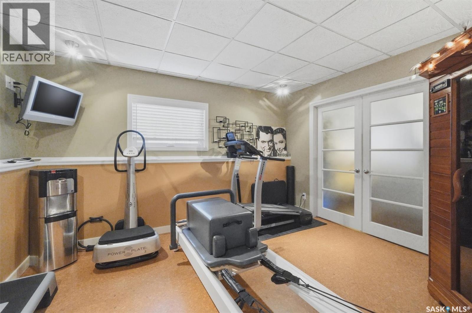 203 Gustin Crescent, Saskatoon, SK - Indoor Photo Showing Gym Room