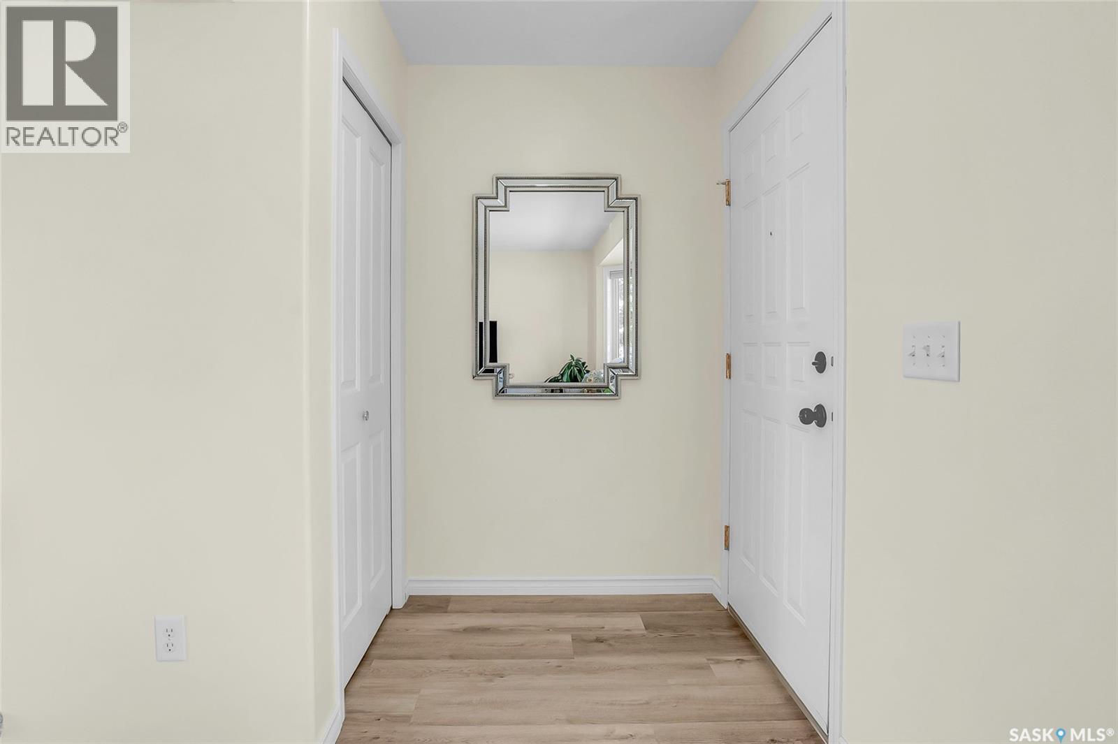 1122 12Th Street E, Saskatoon, SK - Indoor Photo Showing Other Room
