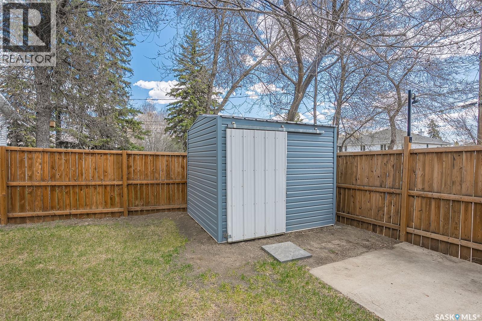 1122 12Th Street E, Saskatoon, SK - Outdoor