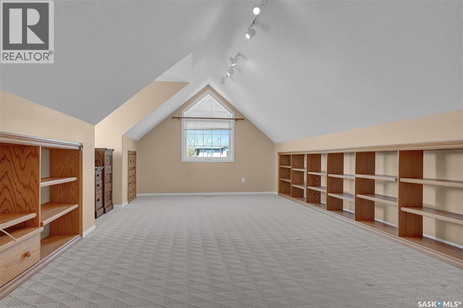 1684 Fenwick Crescent N, Regina, SK - Indoor Photo Showing Other Room