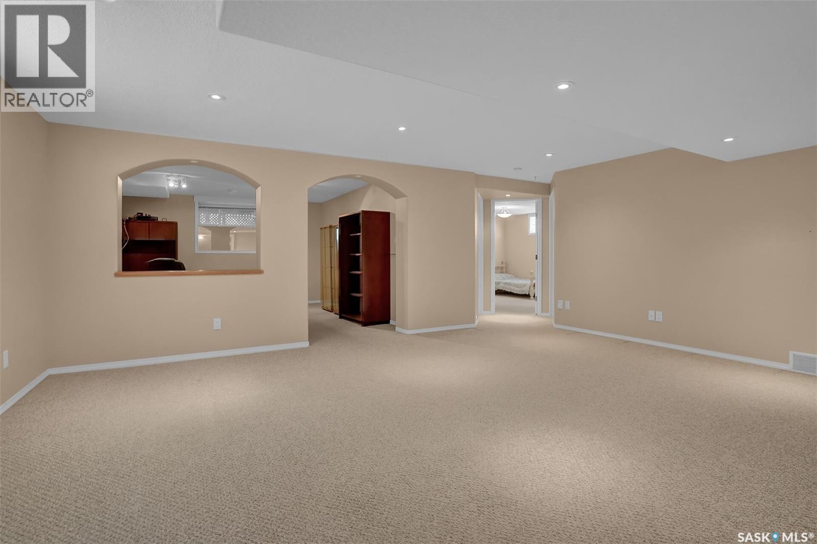 1684 Fenwick Crescent N, Regina, SK - Indoor Photo Showing Other Room