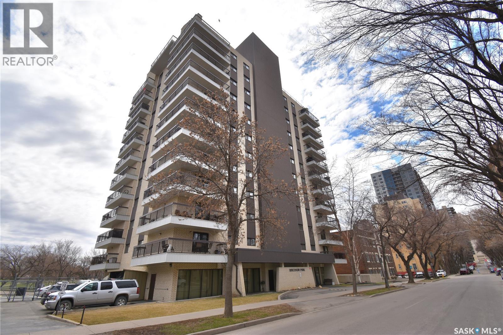 1003 510 5Th Avenue N, Saskatoon, SK - Outdoor With Balcony With Facade