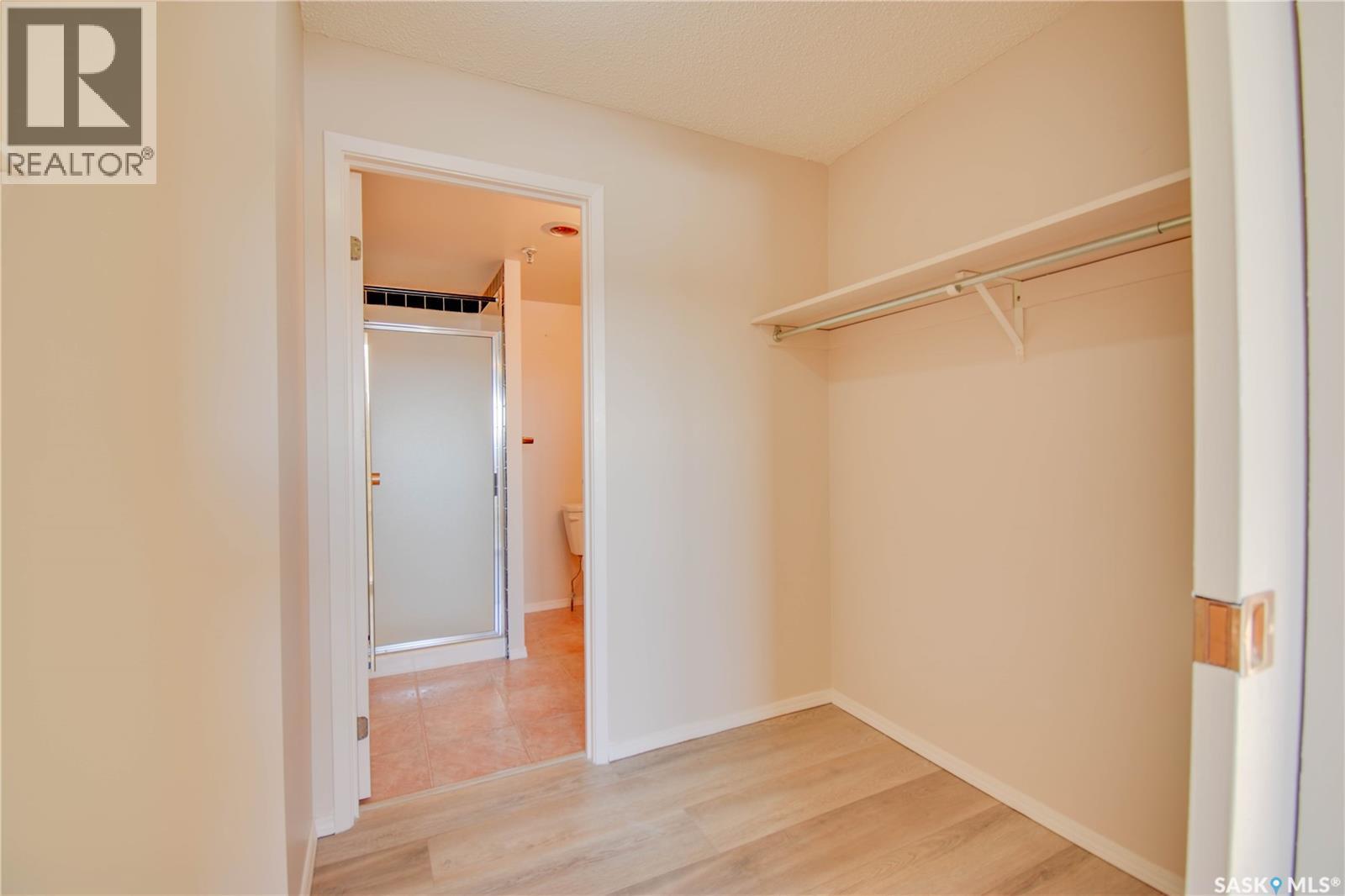 1003 510 5Th Avenue N, Saskatoon, SK - Indoor