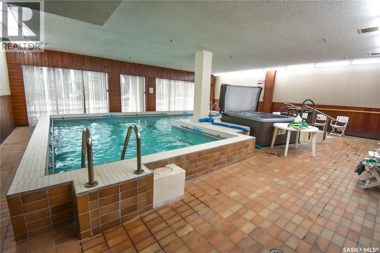 1003 510 5Th Avenue N, Saskatoon, SK - Indoor Photo Showing Other Room With In Ground Pool