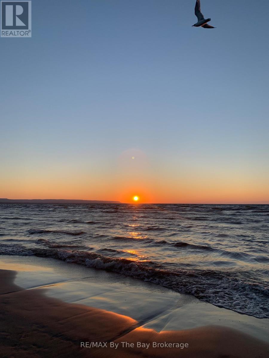 12 5Th Lane, Wasaga Beach, ON - Other