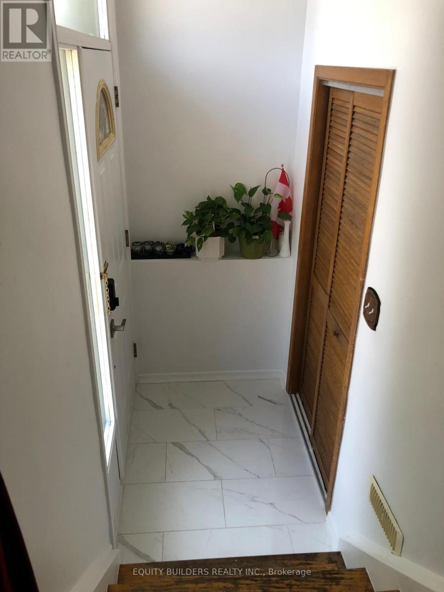 1340 Cedar St. West Street W, Oshawa, ON - Indoor Photo Showing Other Room