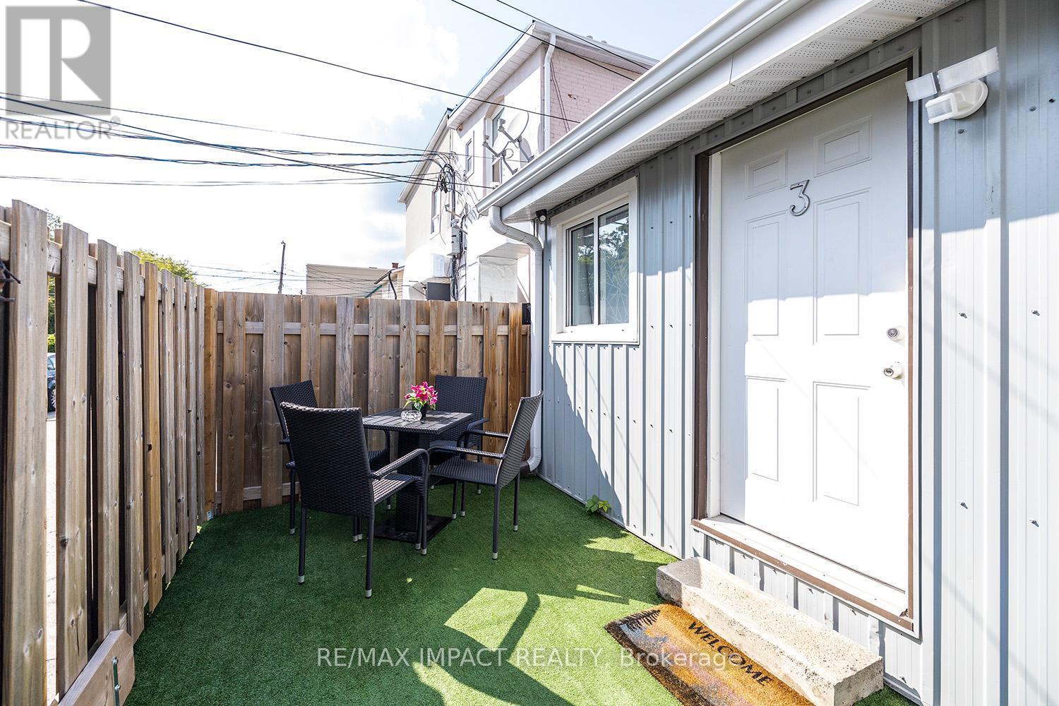 43.5 King Street E, Clarington, ON - Outdoor With Exterior