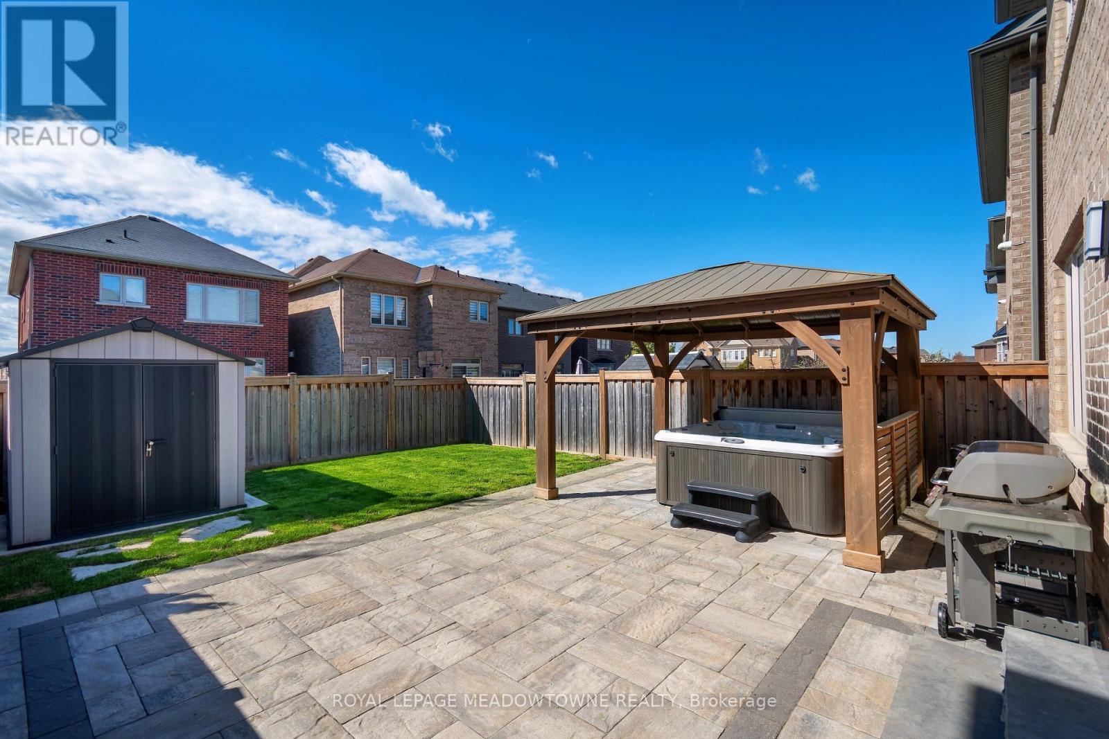 11 Cranbrook Crescent, Vaughan, ON - Outdoor