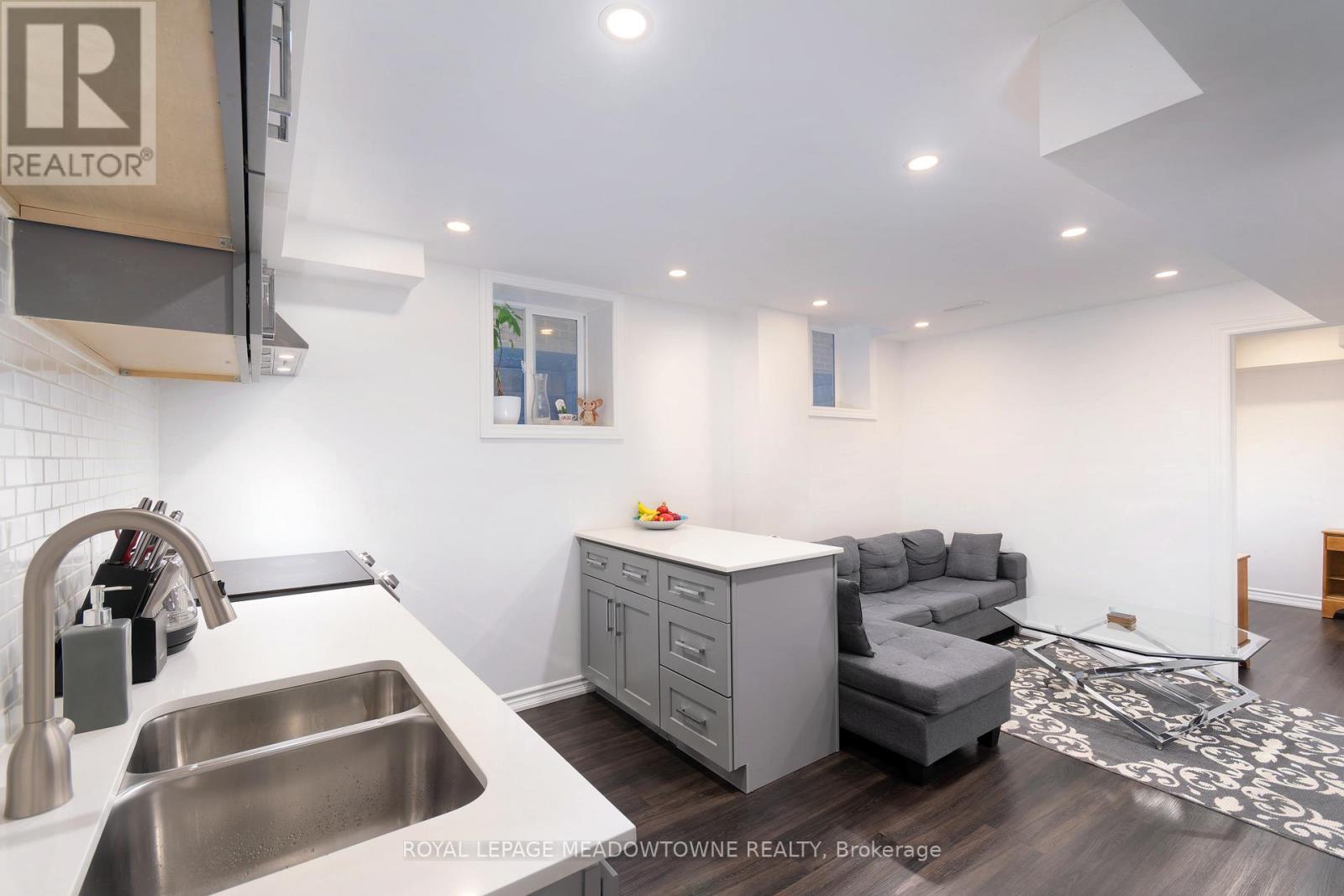 11 Cranbrook Crescent, Vaughan, ON - Indoor