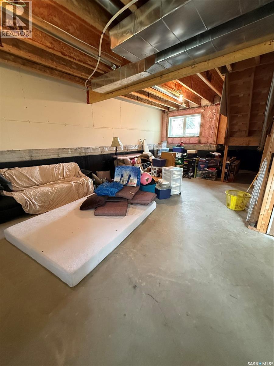 425 Y Avenue S, Saskatoon, SK - Indoor Photo Showing Basement