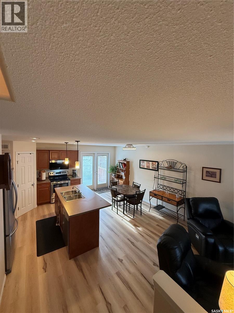 425 Y Avenue S, Saskatoon, SK - Indoor