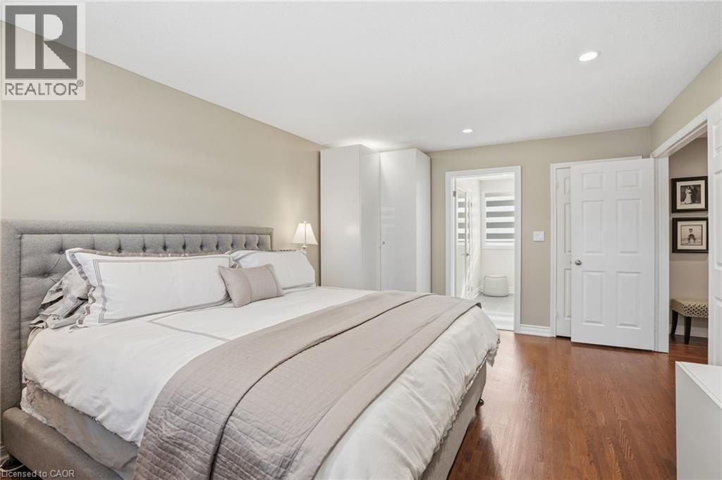 1765 Featherston Court, Mississauga, ON - Indoor Photo Showing Bedroom